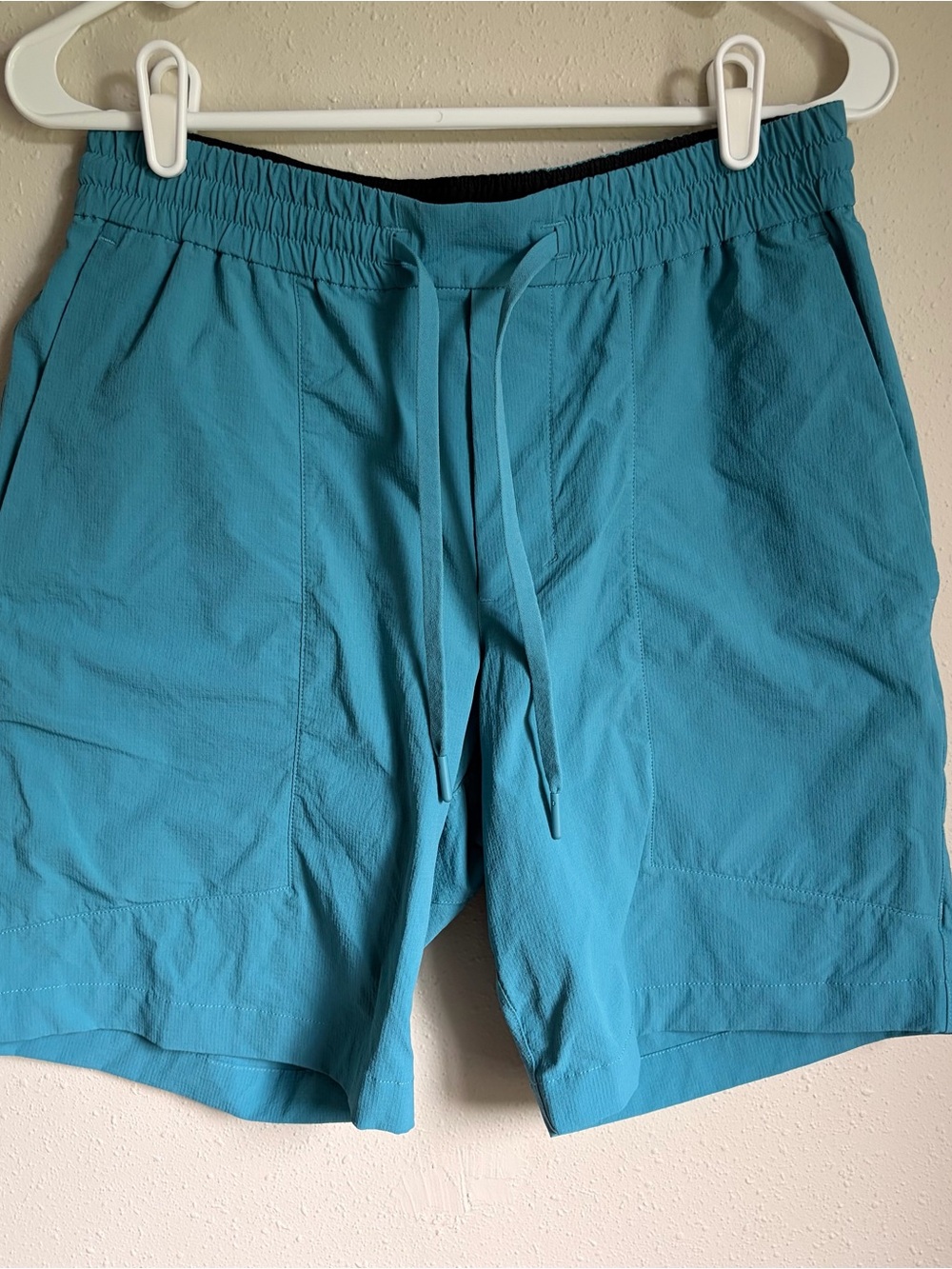 lululemon athletica Men's Teal Drawstring Athletic Shorts
